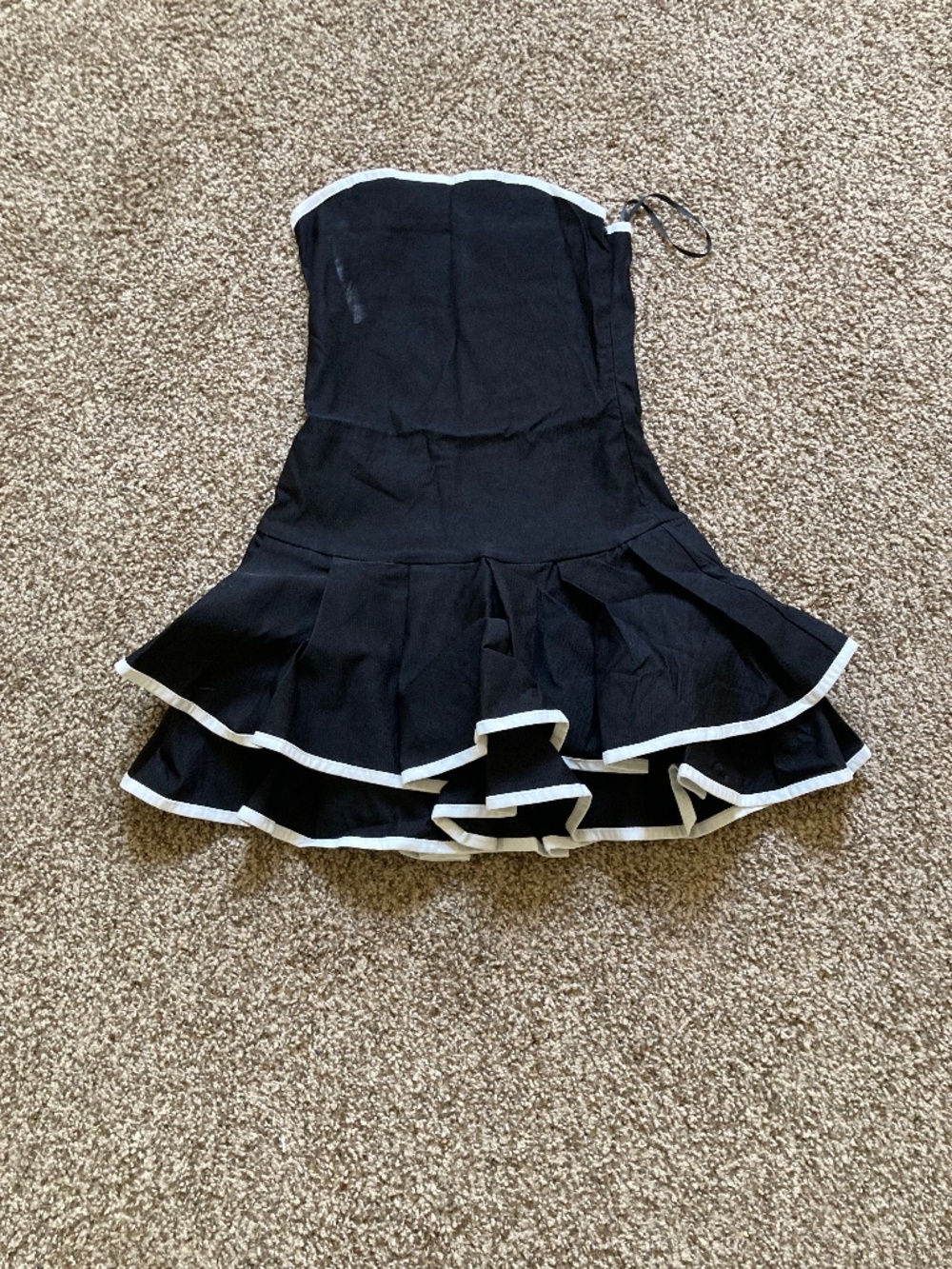 Black and white short dress